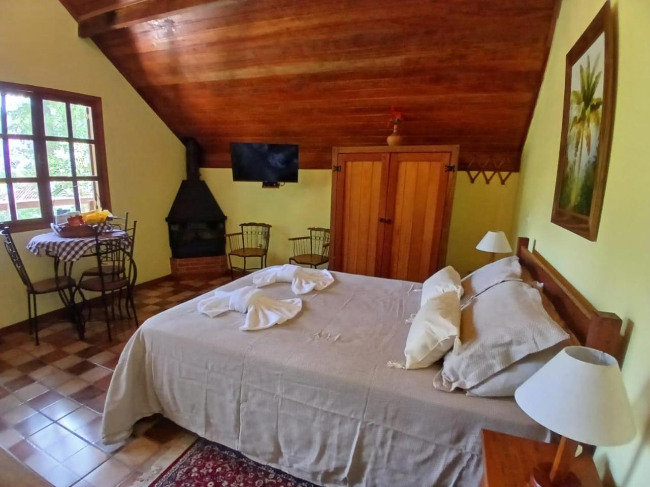 Sitio Recanto Da Paz Chales - Casa E Chale Para Temporada Sao Pedro da Serra  Ruang foto